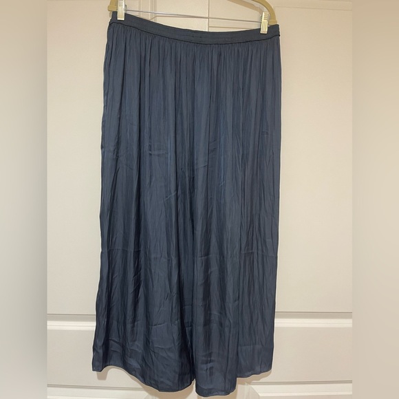 NWT J CREW Side-slit featherweight satin maxi skirt Top Rated Deep Midnight - Picture 6 of 10